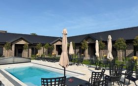 Hotel Brick House Apartments